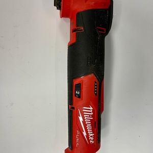 Milwaukee Oscillating Tool (Tool Only) 