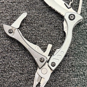 GERBER CRUCIAL KNIFE/MULTITOOL